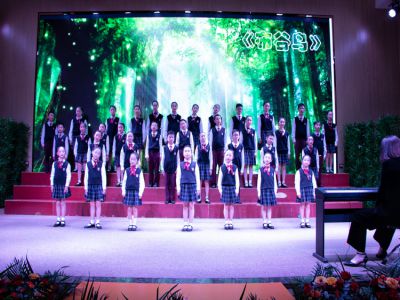 祝賀遠恒佳湖畔之聲合唱團獲重慶市長壽區合唱比賽特等獎第一名  曲目二《布谷鳥》